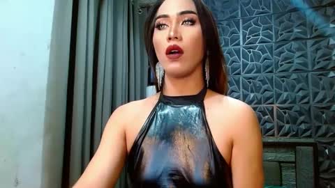 amandaleon online show from January 30, 2025, 1:42 pm