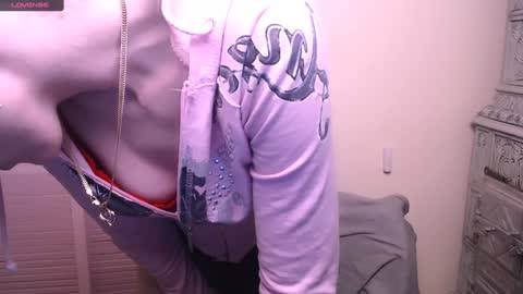 Amanda online show from December 9, 2024, 4:37 pm