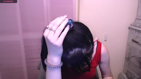 Amanda online show from December 15, 2024, 12:06 pm