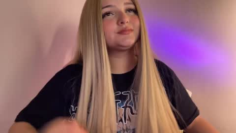 Amandha online show from December 13, 2024, 10:23 pm