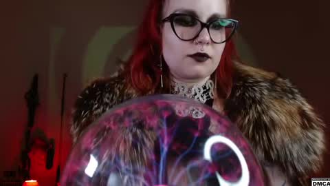 Goddess Amanita online show from December 19, 2024, 5:40 pm