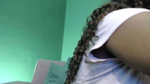 luna online show from January 15, 2025, 6:40 pm