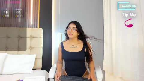      online show from June 19, 2026, 2:32 pm
