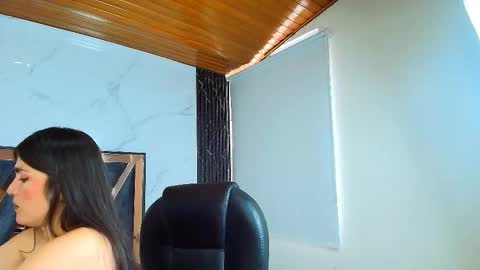 Amara Vega  online show from September 15, 2025, 12:05 pm