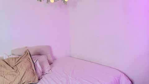 Snapshot of amara_vega chatting on February 21, 2026, 8:04 am Amara Vega online show from February 21, 2026, 8:04 am