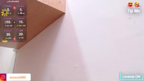 Snapshot of amaranta_f00x chatting on January 12, 2026, 12:32 pm Amaranta online show from January 12, 2026, 12:32 pm