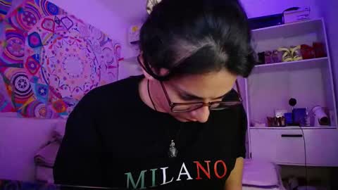 Susan online show from October 15, 2025, 10:43 pm