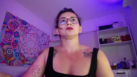 Susan online show from October 21, 2025, 11:27 pm