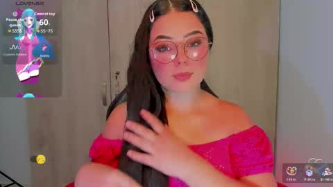 Snapshot of amaravelvet chatting on November 30, 2025, 7:40 pm amaravelvet online show from November 30, 2025, 7:40 pm