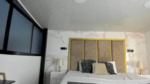 Emily online show from January 10, 2025, 11:11 am