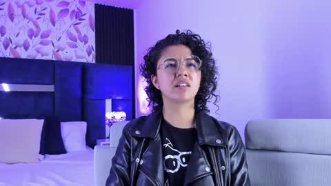 Emily online show from February 4, 2025, 1:48 pm