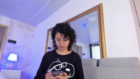 Emily online show from February 10, 2025, 3:32 pm