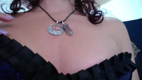 Snapshot of amatista_riveera chatting on February 2, 2025, 12:51 am Amatista Next stream 9 DEC 1 PM COLOMBIAN TIME miss u and love u online show from February 2, 2025, 12:51 am