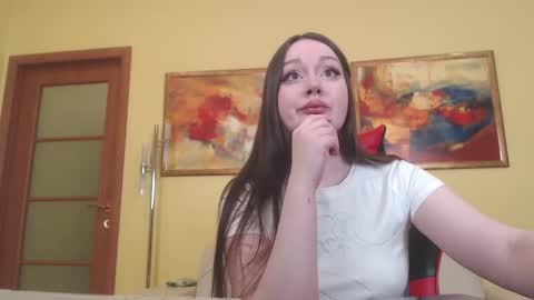 amazing_agness online show from January 15, 2026, 8:52 am