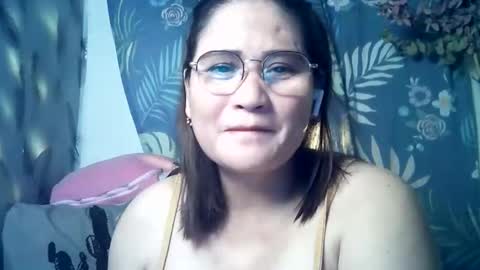 amazing angel online show from April 12, 2026, 4:56 pm