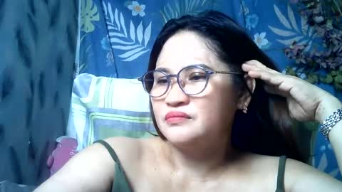amazing angel online show from June 12, 2026, 2:32 am