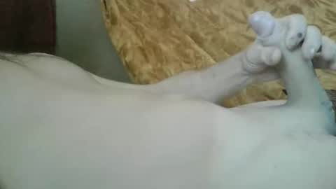 amazingcuteboy845 online show from September 19, 2025, 1:34 pm