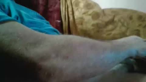 amazingcuteboy845 online show from October 8, 2025, 1:31 pm