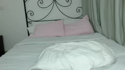amazingsexygirl online show from July 28, 2026, 9:47 pm