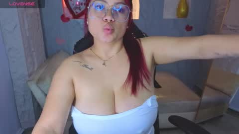 Snapshot of ambar72_b chatting on March 16, 2026, 1:15 pm LIVE 0730AM-0200PM online show from March 16, 2026, 1:15 pm