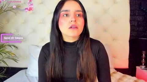 Snapshot of ambar_devon chatting on January 27, 2025, 12:43 am online show from January 27, 2025, 12:43 am