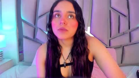 Snapshot of ambar_devon chatting on January 30, 2025, 7:26 pm online show from January 30, 2025, 7:26 pm