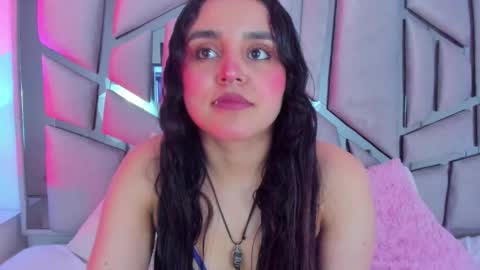 Snapshot of ambar_devon chatting on February 18, 2025, 7:19 pm online show from February 18, 2025, 7:19 pm