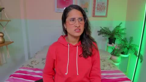 Snapshot of ambar_onix chatting on July 18, 2026, 3:22 am Ambar online show from July 18, 2026, 3:22 am