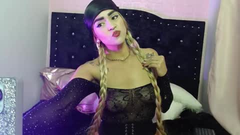 Snapshot of ambar_rouxee chatting on January 13, 2026, 9:42 pm ambar rouxee online show from January 13, 2026, 9:42 pm