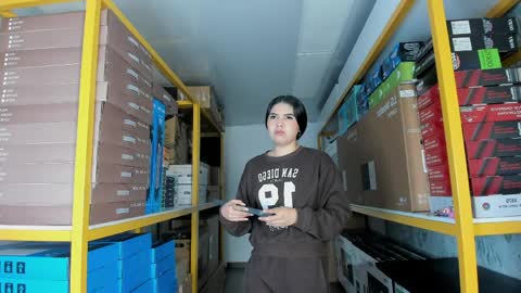 Ambarina  online show from April 10, 2026, 11:37 am