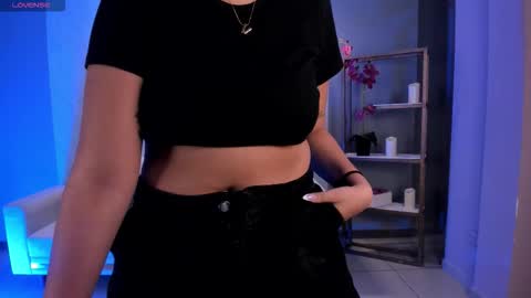 Ambar  online show from September 19, 2025, 11:55 am