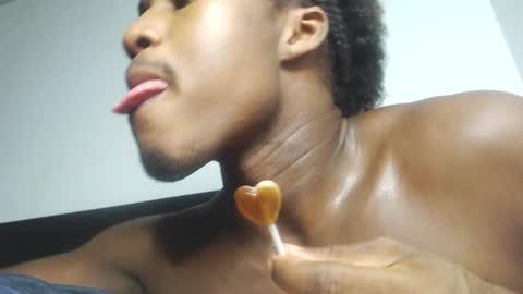 ambartxsex online show from February 27, 2025, 3:37 pm