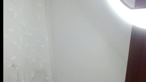 Amber  online show from February 26, 2026, 5:28 am