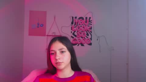 Snapshot of amber__r chatting on April 18, 2026, 5:55 am Amber online show from April 18, 2026, 5:55 am