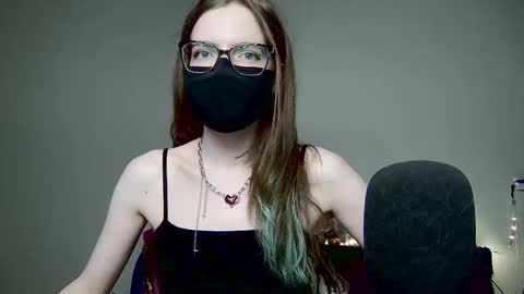 Snapshot of amber_candyfloss chatting on November 24, 2025, 11:26 pm Amber non-nude model online show from November 24, 2025, 11:26 pm