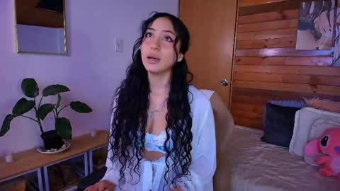 amber_curly online show from April 11, 2026, 5:06 pm