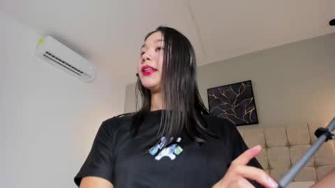 ambar online show from October 27, 2025, 8:13 pm