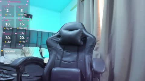 Snapshot of amber_parisi1 chatting on May 4, 2026, 9:55 pm amber online show from May 4, 2026, 9:55 pm