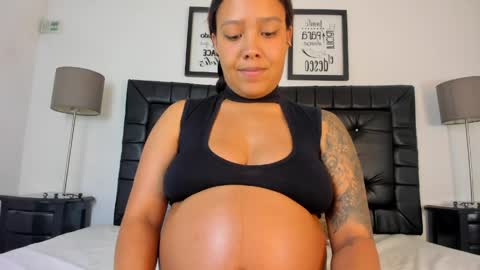 Snapshot of amber_roose75 chatting on May 6, 2026, 8:14 pm julieta online show from May 6, 2026, 8:14 pm