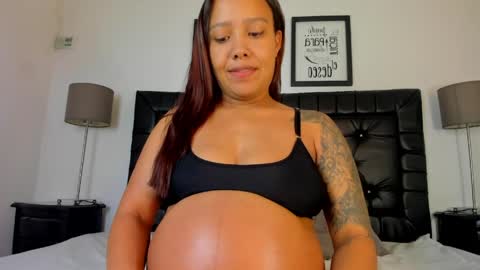 Snapshot of amber_roose75 chatting on May 27, 2026, 10:07 pm julieta online show from May 27, 2026, 10:07 pm