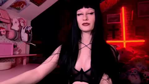Snapshot of amberangel666 chatting on June 9, 2026, 4:24 am DEMONESS AMBER 666 online show from June 9, 2026, 4:24 am