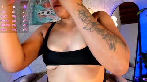 Snapshot of ambercollinns chatting on January 21, 2025, 10:30 am Amber Collins online show from January 21, 2025, 10:30 am