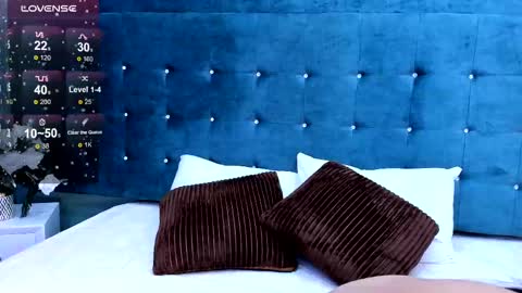 Snapshot of ambercollinns chatting on March 10, 2025, 11:32 am Amber Collins online show from March 10, 2025, 11:32 am