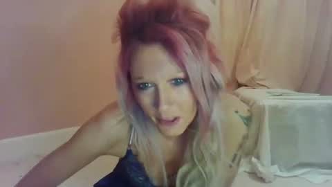 Snapshot of amberdesmond722 chatting on May 1, 2026, 5:45 am Kaligirll online show from May 1, 2026, 5:45 am