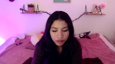 Amber Jeong online show from December 24, 2024, 9:00 pm