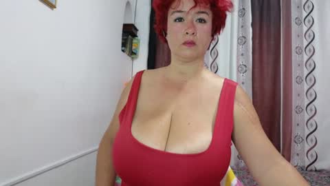 Snapshot of amberlissi chatting on January 22, 2025, 12:59 am LISSY online show from January 22, 2025, 12:59 am