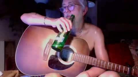 Snapshot of amberr11 chatting on November 3, 2025, 11:15 pm Amberr11 online show from November 3, 2025, 11:15 pm