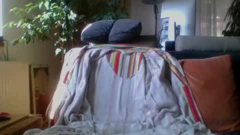 Amberr11 online show from March 18, 2026, 9:12 am