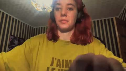 amberrrdolll online show from May 3, 2026, 12:49 am