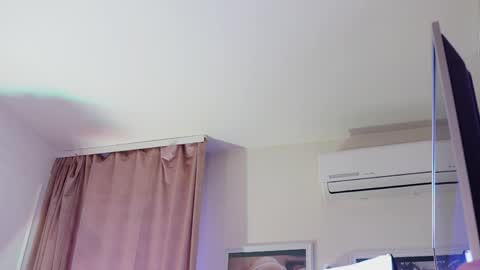 Snapshot of amberseyes chatting on June 8, 2026, 9:20 am Amberseyes online show from June 8, 2026, 9:20 am